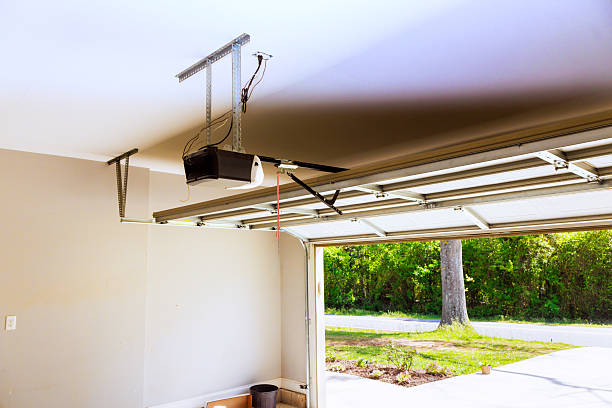 Top rated local Garage Door Panel Replacement specialists in Lakeshore, LA